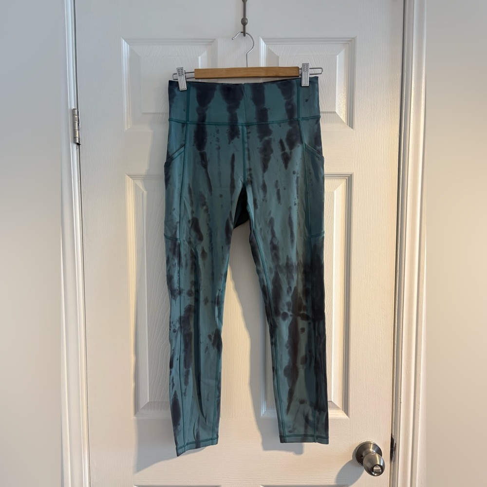 lululemon athletica align pockets size 6 25”